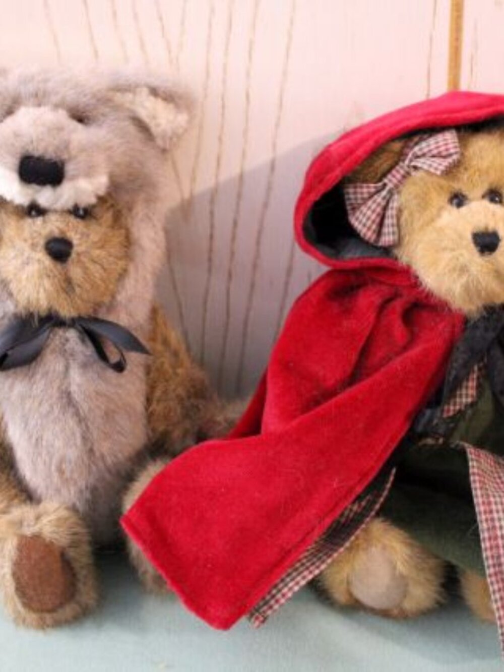 Boyds Bears & Friends Little Red Riding Hood & Bad Wolf Plush Bear Set